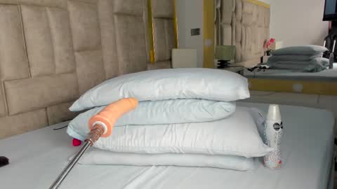 _eris_rose online show from 11.19.25