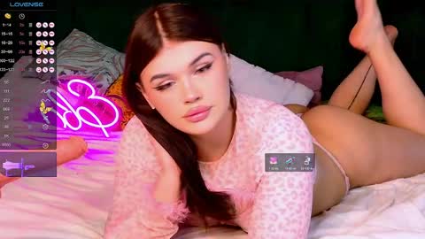 Eva Lane online show from 04.20.26