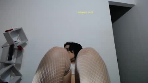  Exa help me position myself with your thumb up thanks  online show from 03.02.25