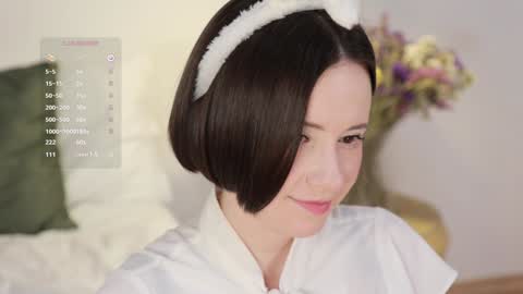 Snapshot of _female_essence_ chatting on 12.23.24 Essie online show from 12.23.24