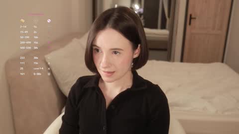 Essie  online show from 03.14.26