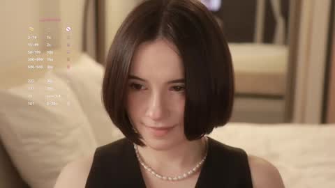 Essie  online show from 04.18.26