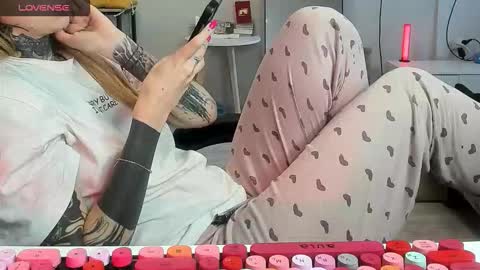 Alis online show from 11.13.25