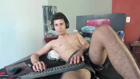 Snapshot of _fiore_ chatting on 09.23.25 jair eduardo online show from 09.23.25