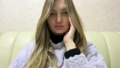  Flora  online show from 01.16.26