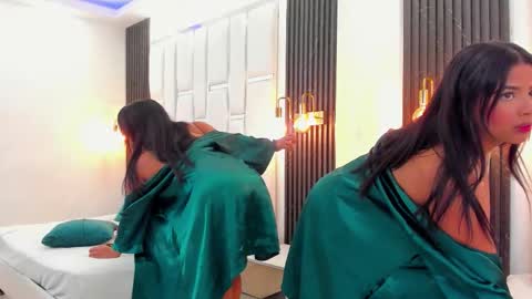 Snapshot of _gaby_blake chatting on 02.15.26 Gaby online show from 02.15.26