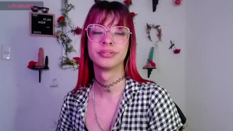Snapshot of _galya_ chatting on 04.19.26 Galya online show from 04.19.26