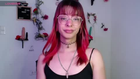Snapshot of _galya_ chatting on 04.22.26 Galya online show from 04.22.26