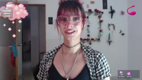 Snapshot of _galya_ chatting on 05.30.26 Galya online show from 05.30.26