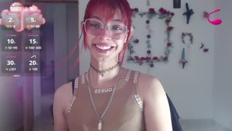 Snapshot of _galya_ chatting on 06.24.26 Galya online show from 06.24.26