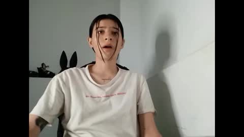 Snapshot of _genesid_dixton chatting on 02.18.25 Mia-foster online show from 02.18.25