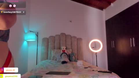 Snapshot of _giovaa_ chatting on 09.23.25 G I O V A online show from 09.23.25