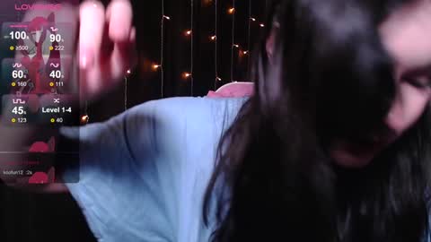 Snapshot of _gummybears_ chatting on 01.19.25 Tori online show from 01.19.25