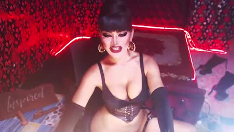 Snapshot of _hailyourqueenx chatting on 12.08.24 GoDDess Chloe online show from 12.08.24