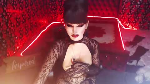 Snapshot of _hailyourqueenx chatting on 01.12.25 GoDDess Chloe online show from 01.12.25