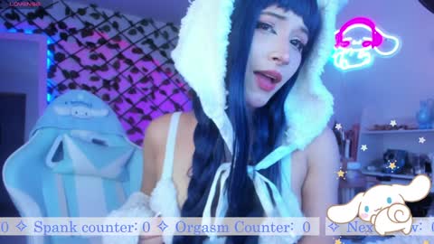 Snapshot of _heavenly_blue_ chatting on 12.03.24 Bluey online show from 12.03.24