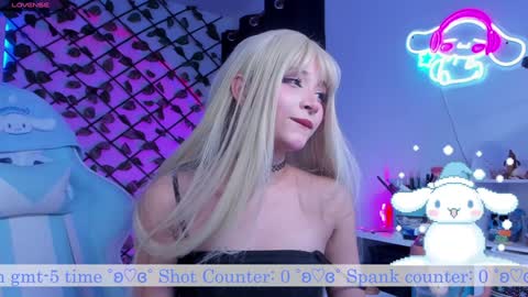 Snapshot of _heavenly_blue_ chatting on 12.15.24 Bluey online show from 12.15.24