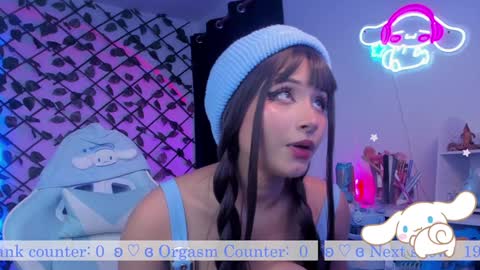 Snapshot of _heavenly_blue_ chatting on 01.19.25 Bluey online show from 01.19.25
