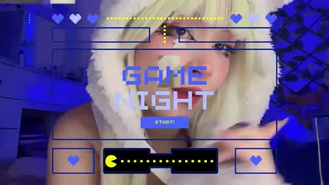 Snapshot of _heavenly_blue_ chatting on 09.15.25 Bluey online show from 09.15.25