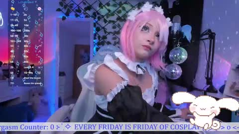 Snapshot of _heavenly_blue_ chatting on 10.04.25 Bluey online show from 10.04.25