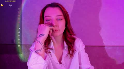 _hey_scarlett_ online show from 12.03.24