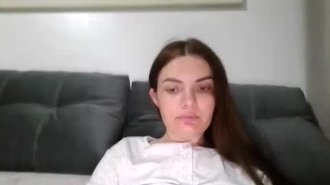 Snapshot of _hidden_frommymoom_ chatting on 05.30.26 Criss4u online show from 05.30.26