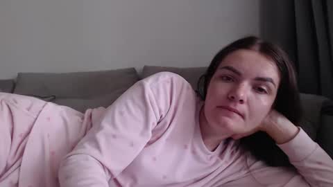 Snapshot of _hidden_frommymoom_ chatting on 06.09.26 Criss4u online show from 06.09.26