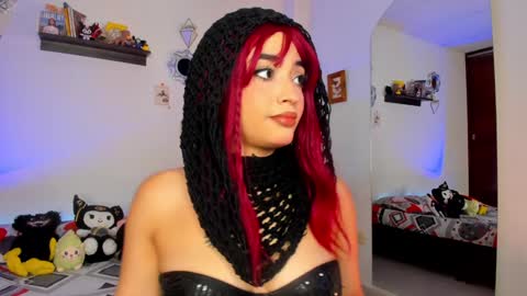 Snapshot of _hotpink chatting on 01.09.25 Jenn  online show from 01.09.25