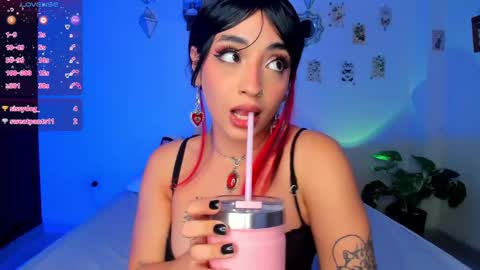 Snapshot of _hotpink chatting on 02.27.25 Jenn  online show from 02.27.25