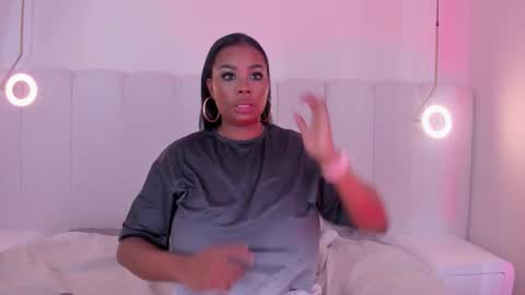 Darlis  online show from 11.28.25