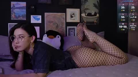 Snapshot of _irene97 chatting on 09.09.25 Irene online show from 09.09.25