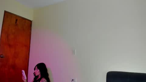 Isabella online show from 10.23.25