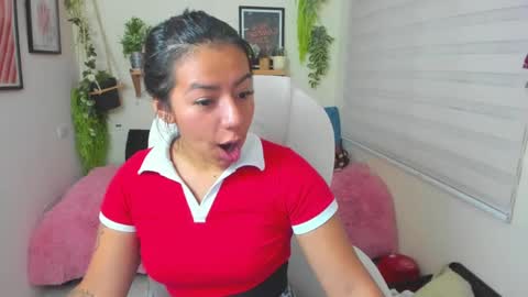 Snapshot of _ivanna11_ chatting on 01.22.25 Ivanna online show from 01.22.25