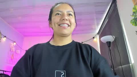 Snapshot of _ivanna11_ chatting on 09.19.25 Ivanna online show from 09.19.25