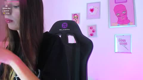 Ivanna online show from 10.13.25