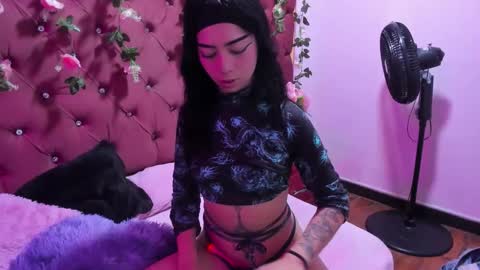  Ivy Luna online show from 04.22.26