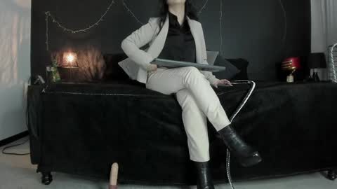 Snapshot of _jade_16 chatting on 12.31.24 Miss Jade online show from 12.31.24