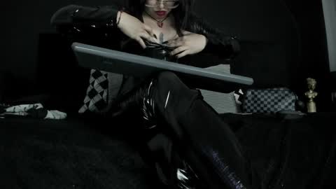 Snapshot of _jade_16 chatting on 02.04.25 Miss Jade online show from 02.04.25