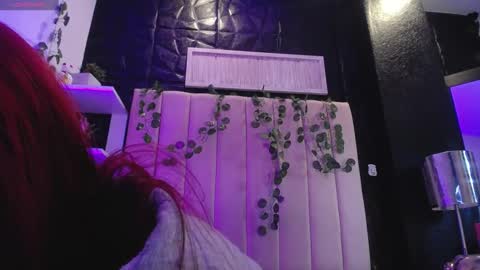 Mia online show from 01.27.25