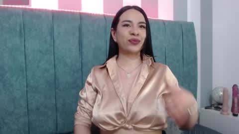 Julieta online show from 12.05.24