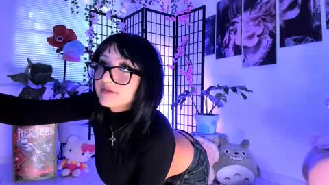 JULIANA online show from 11.03.25