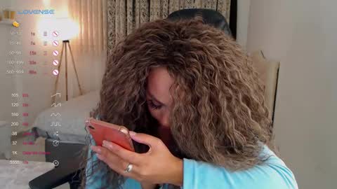 _just_a_queen_3 online show from 09.26.25