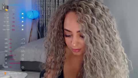 _just_a_queen_3 online show from 10.21.25