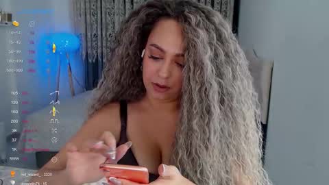 _just_a_queen_3 online show from 11.05.25