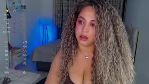 _just_a_queen_3 online show from 01.10.26