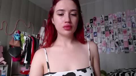Snapshot of _katemiller_ chatting on 05.02.26 katemiller online show from 05.02.26