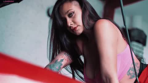 Snapshot of _kelly_hous36 chatting on 02.21.25 kelly online show from 02.21.25