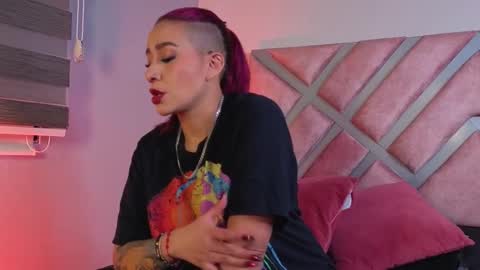 Snapshot of _kelly_hous36 chatting on 10.29.25 kelly online show from 10.29.25