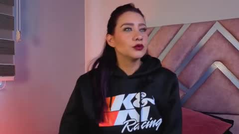 Snapshot of _kelly_hous36 chatting on 11.05.25 kelly online show from 11.05.25