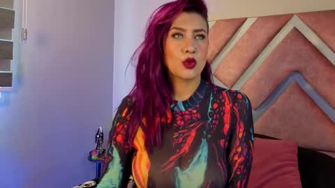 Snapshot of _kelly_hous36 chatting on 11.12.25 kelly online show from 11.12.25